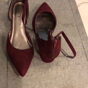 Women’s size 11 low heel shoes